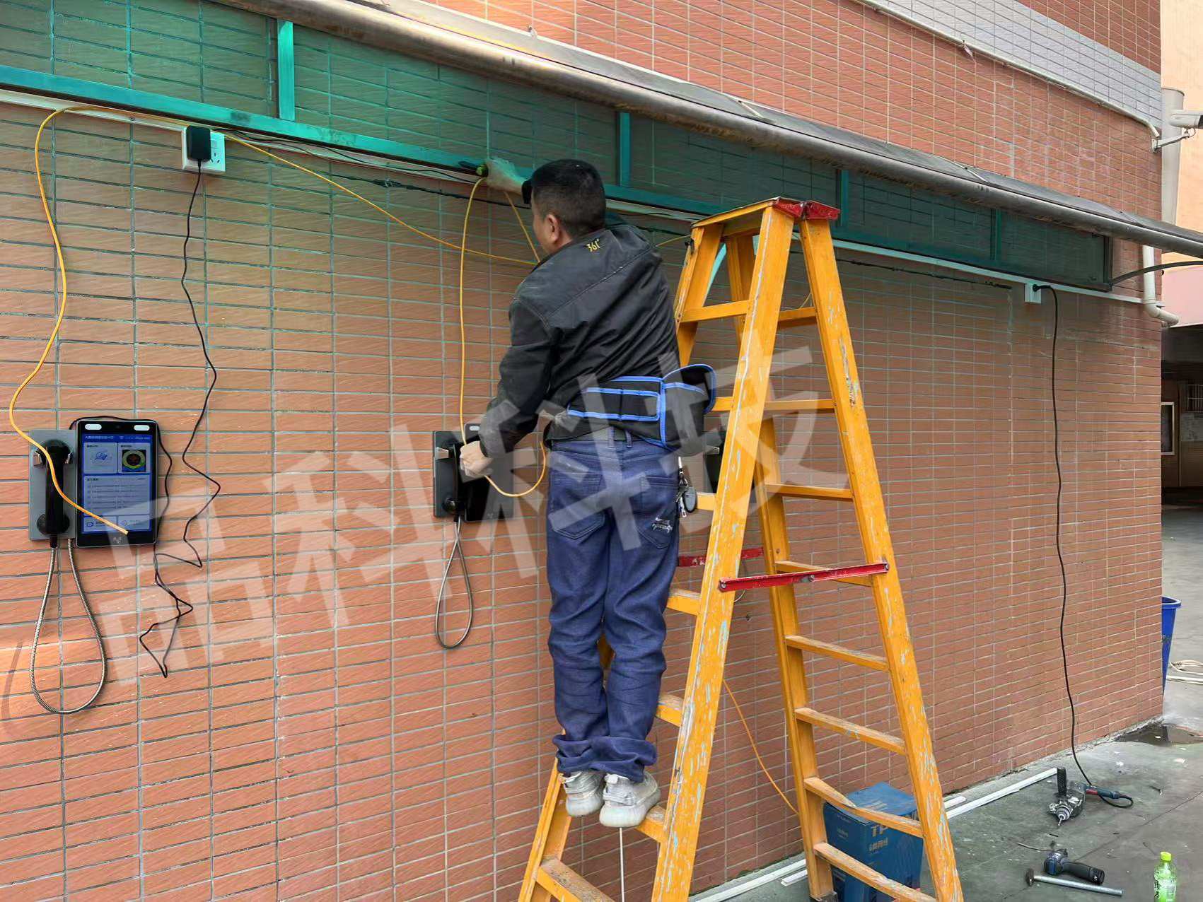 Ʒ��У�@�H��Ԓ�C